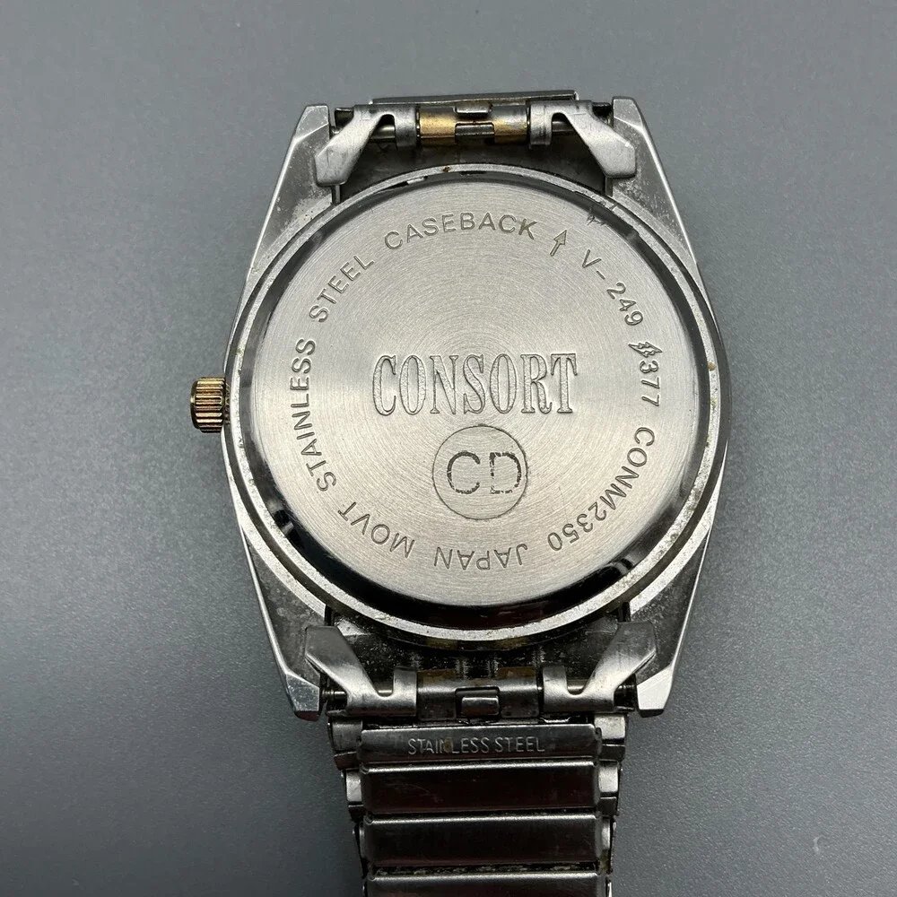 Consort Mens Watch 35mm Black Dial Two Tone Fluted Bezel Stretch New Battery